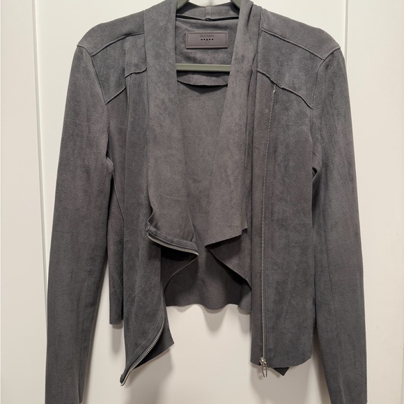 Blank NYC Jackets & Blazers - Blank NYC Womens Grey Suede Draped Zip Front Jacket